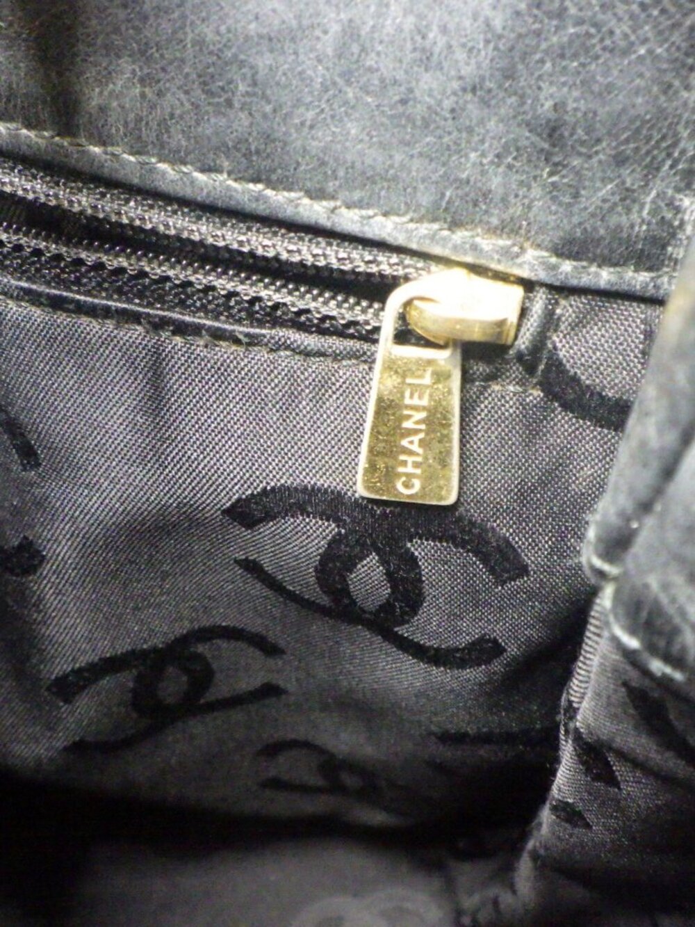 Chanel Bag 7-Series - Picture 13 of 16
